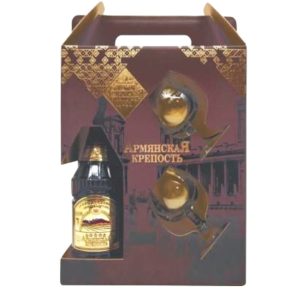 Կոնյակ Արմյանսկայա կրեպոստ բաժակով 5* 0.5լ